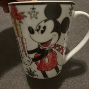 Disney Mickey Mouse Christmas mug vintage looking Mickey